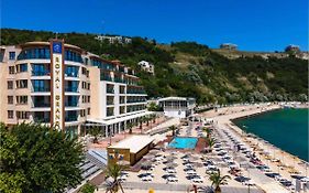 Royal Grand Hotel And Spa  4*